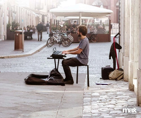Zestaw: Keyboard KB7 Max 54 klawisze+ statyw słuchawki