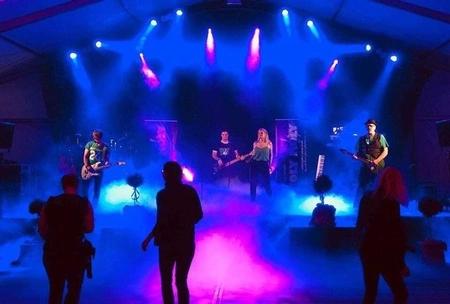 Zestaw: Wytwornica dymu ciężkiego DMX LF6000+ płyn do dymu niskiego 5L Beamz