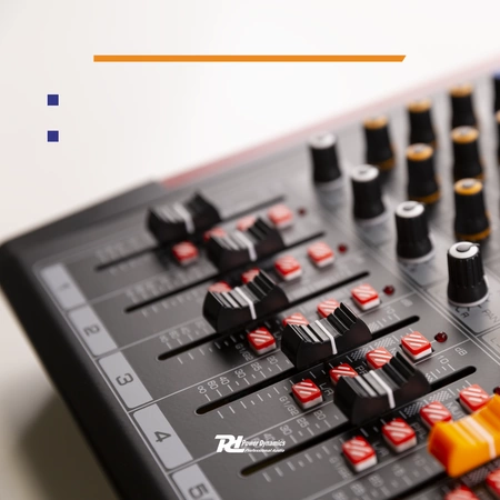 Mikser sceniczny 6-kanałowy PDM-T604 DSP/MP3 Power Dynamics