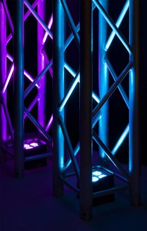 Oświetlacz Bateryjny LED BBP94W Uplight Par 4x12W RGBWA-UV z bezprzewodowym DMX