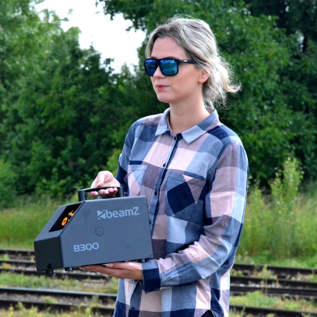 Zestaw: Wytwornica baniek B300 pilot Beamz+ płyn do baniek 1l