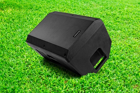 Zestaw aktywnego nagłośnienia 12'' 800W + statywy + okablowanie