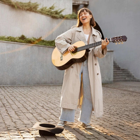 Zestaw: Gitara klasyczna naturalna 4/4 39" Golden Guitar+ pokrowiec tuner struny kostki+ 2x statyw+ podnóżek