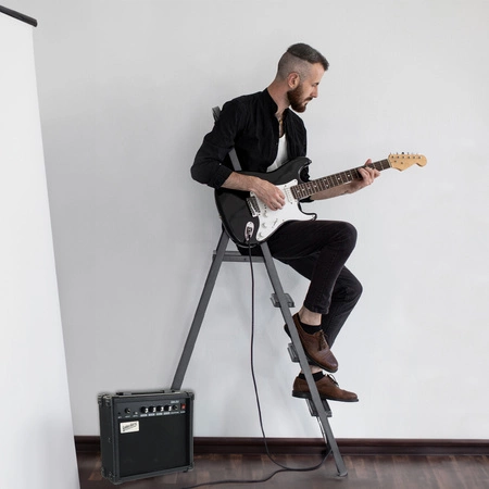 Wzmacniacz gitarowy GA-20 - Czarny