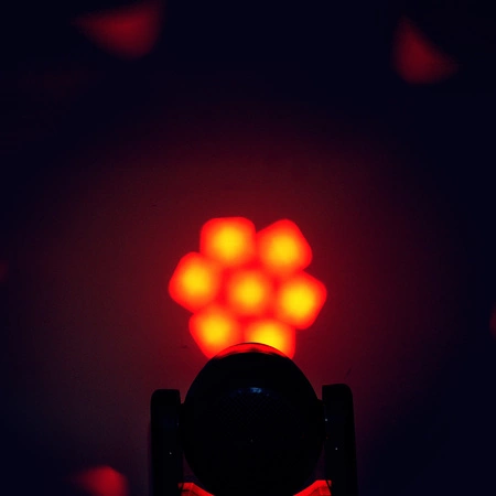 Głowa ruchoma BEE280 7x40W LED Bee Eyes Lucendi