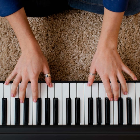 Zestaw: Keyboard 61 klawiszy bateryjno-sieciowy+ statyw