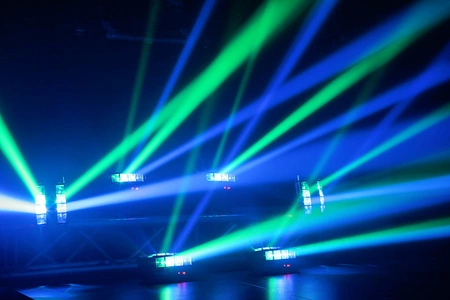 Efekt świetlny ruchomy LED MHL820 BeamZ Helix