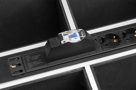 Zestaw 6 oświetlaczy bateryjnych BBP66 LED Par 6x6W RGBW 4w1 z walizką FCC66