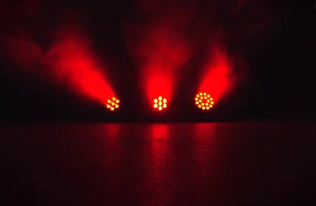 Reflektor LED Flat Par RGBAW-UV BeamZ BT280