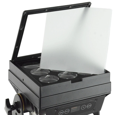 Reflektor akumulatorowy zewnętrzny 9x 6W RGB LED 4w1 AFX MOBICOLOR9