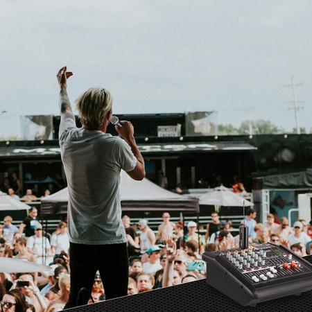 WM55 Bezprzewodowy mikrofon UHF typu Plug&Play