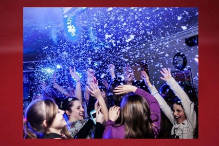 Zestaw: Wytwornica śniegu+ płyn do śniegu 5l Beamz