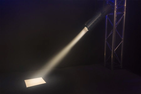 Reflektor teatralny SPOT ZOOM ciepły biały 200W BeamZ BTS200