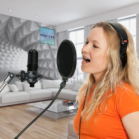 Zestaw: Mikrofon dynamiczny sPodcaster, statyw, pokrowiec, pop filtr