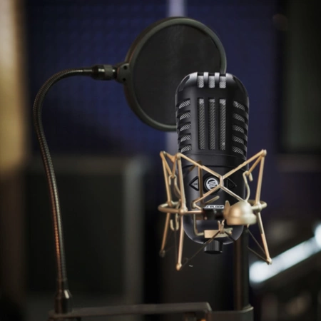 Zestaw: Mikrofon dynamiczny sPodcaster, statyw, pokrowiec, pop filtr