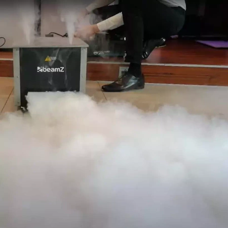 Zestaw: Wytwornica dymu ciężkiego DMX ICE1800+ płyn do dymu 5l Beamz